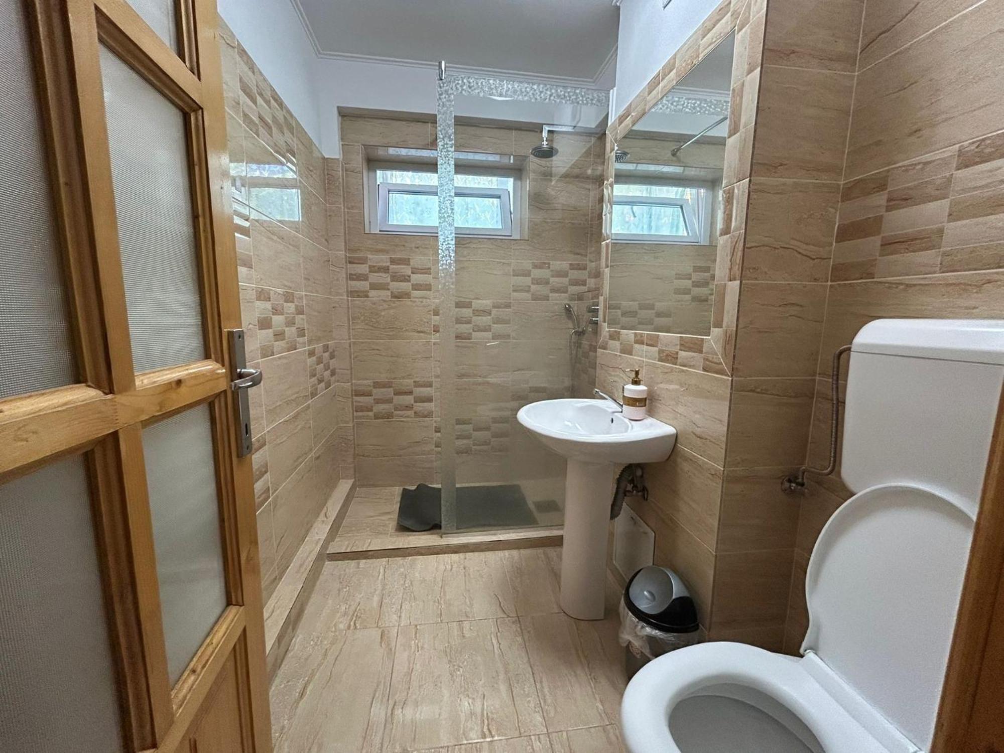 Aparthotel Brasov Neptun Esterno foto