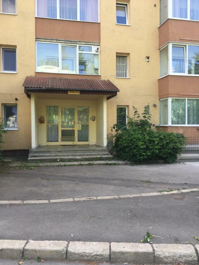 Aparthotel Brasov Neptun Esterno foto